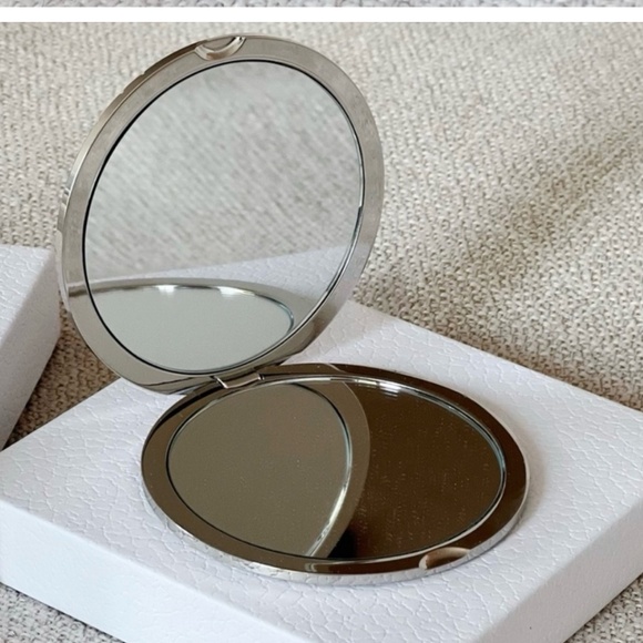 Dior silver pocket mirror NWOT - Picture 3 of 3